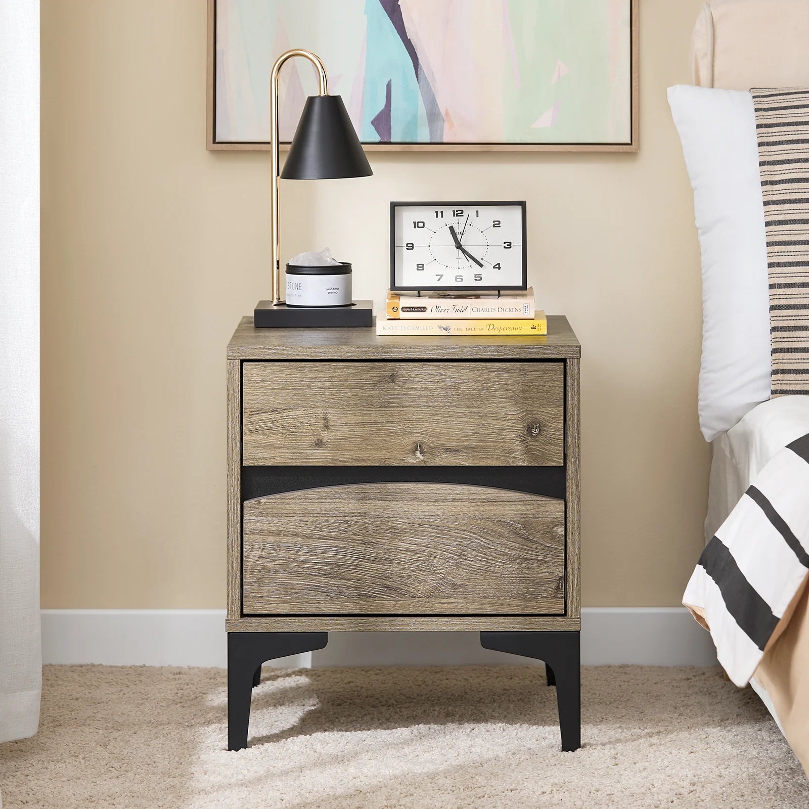 Moderne Natbord: Træ-look Med Elegant Buet Front   Robuste Metalben  Natur  L40   B40   H47